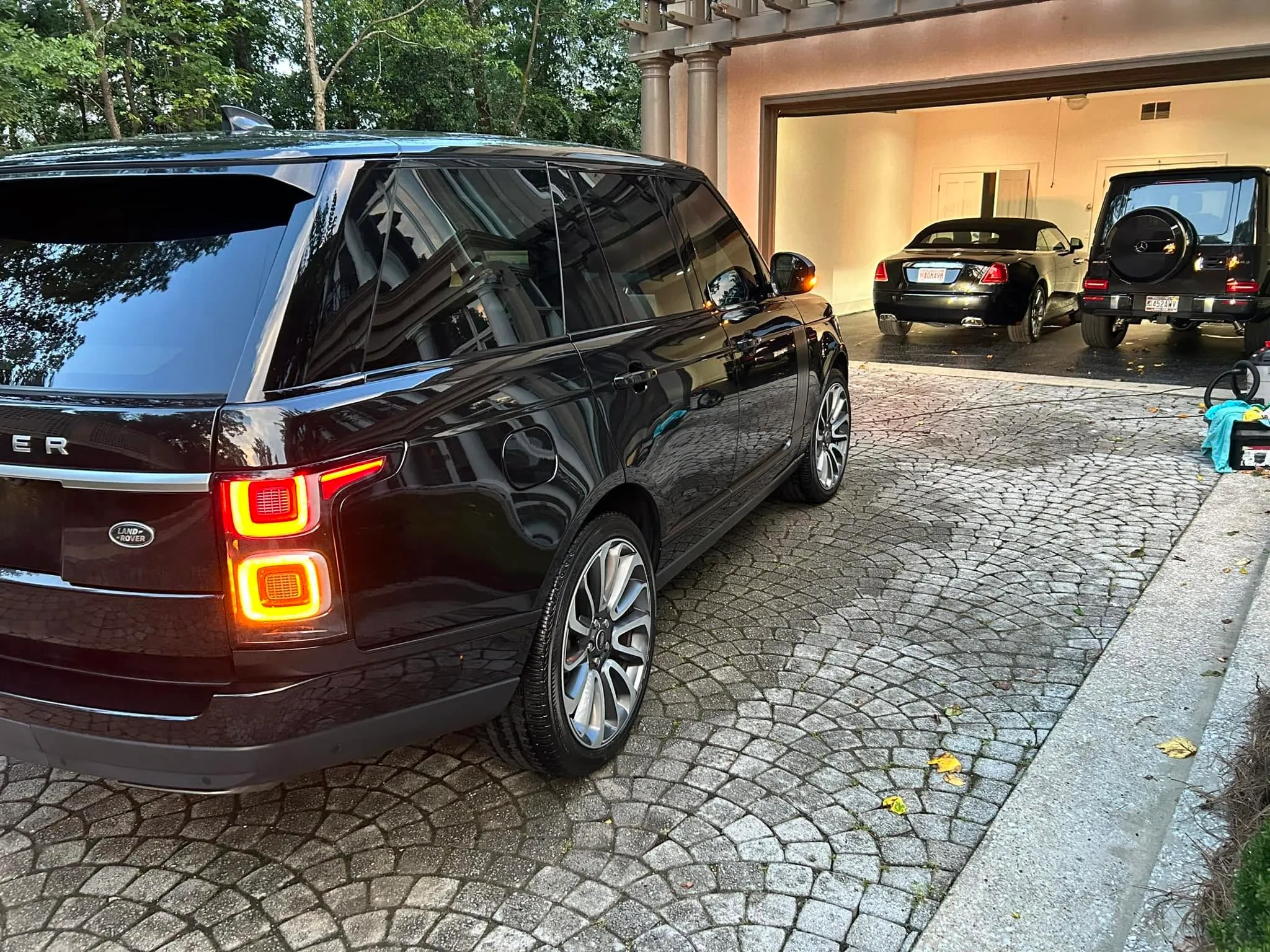 Detailed SUV in a driveway at dusk, mobile car detailing in the Birmingham, Alabama area